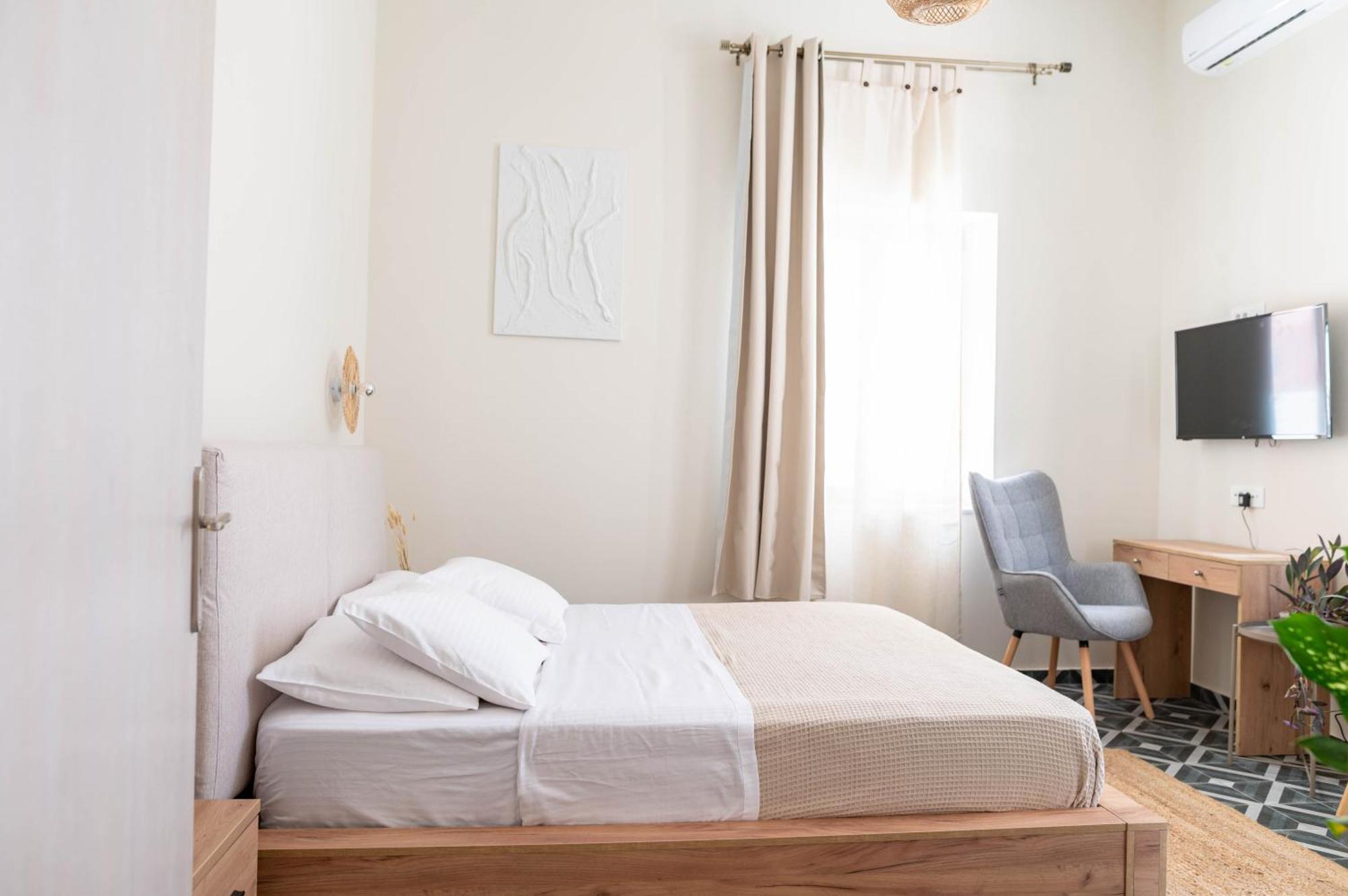 Kosnian City Suites B Экстерьер фото